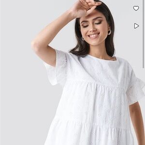 NA-KD Broiderie Anglais Mini Dress